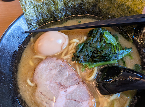 横浜家系ラーメン 銀家 戸塚店: ひろともさんの2026年02月22日の1枚目の投稿写真