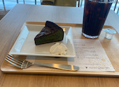 nana s green tea ナナズグリーンティー 天神ソラリアプラザ店: やっこさんの2025年03月22日の1枚目の投稿写真