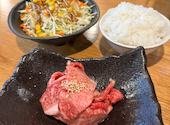 ホルモンセンターざんまい 寒川駅前店: 横顔トムさんの2026年05月01日の1枚目の投稿写真
