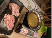 【新宿東口駅3分】しゃぶしゃぶ鍋×飲み放題　菜食酒場 レタスや: みゅうさんの2026年05月10日の1枚目の投稿写真