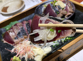 鰹藁焼き 屋台餃子 土佐宿毛 すくも マーケット: ぴょんママさんの2024年10月22日の1枚目の投稿写真