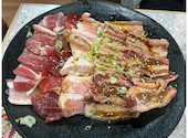【個室×食べ飲み放題】焼肉　龍　新橋駅前店: かなっぴぃさんの2024年04月の1枚目の投稿写真