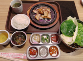 サムギョプサル　焼肉　韓国料理　食べ放題　李朝園　京橋店: SUZさんの2026年04月の1枚目の投稿写真