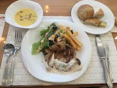 チキンのホワイトソース