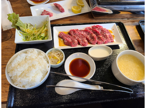 肉のやまもと: かえるさんの2026年04月08日の1枚目の投稿写真
