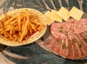 友安製作所 カフェ Cafe 浅草橋店: 招き猫さんの2026年09月11日の1枚目の投稿写真