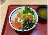 築地食堂 源ちゃん 新宿御苑: とかいじゅさんの2026年06月29日の1枚目の投稿写真