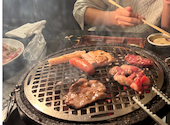 炭火焼肉 榮華亭 江坂店: はるちゃんさんの2026年04月27日の1枚目の投稿写真