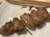本格焼鳥 新宿とら屋別邸: おちょこんさんの2026年04月30日の1枚目の投稿写真
