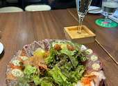 SEAFOOD STAND PACIOREK HANATARE 野毛店: 綾太郎さんの2025年12月08日の1枚目の投稿写真
