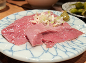 shigi44 肉刺しと餃子 TAMAGONOMIGIUE: まるさんの2026年06月13日の1枚目の投稿写真