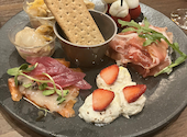 サルヴァトーレ クオモ SALVATORE CUOMO &BAR 新宿 野村ビル: ゴールドピラミッドさんの2026年04月12日の2枚目の投稿写真