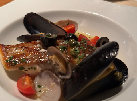 TREES トゥリース イタリアン アンド バーラウンジ 神楽坂: よのえもんさんの2025年10月14日の1枚目の投稿写真