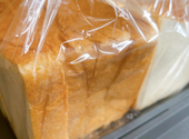 【予約はテイクアウトのみ】BAKERY FORT LEAF 2311: りんごさんの2026年05月18日の1枚目の投稿写真
