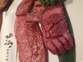 美味しい新鮮なお肉を提供してくださるので脂身もしつこくなくて甘くとろけます！