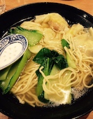 ワンタン麺