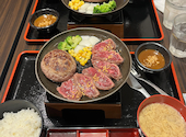 とろけるハンバーグ　福よし　六本木店: おもちさんの2024年10月の1枚目の投稿写真