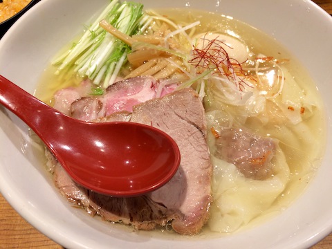 香彩鶏だし特製塩ラーメン 麺屋翔 西新宿本店 ラーメン の口コミ ホットペッパーグルメ