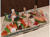 水産酒場サーモン部 新横浜駅前店: terapiyoさんの2026年05月04日の2枚目の投稿写真