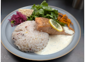 Mighty Good Cafe マイティーグッドカフェ: にゃんこさんの2026年09月21日の1枚目の投稿写真