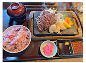 姫路ステーキ 溶岩焼き えん家 飾磨本店: モナさんの2026年03月23日の2枚目の投稿写真