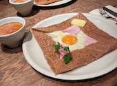ブレッツ カフェ クレープリー BREIZH Cafe CREPERIE 赤坂: あーすさんの2026年02月18日の1枚目の投稿写真