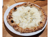 Pizzeria Terzo Okei ピッツェリア オケイ: おかさんの2024年03月27日の2枚目の投稿写真