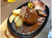三浦のハンバーグ 御茶ノ水店: チョコパイさんの2026年07月25日の1枚目の投稿写真