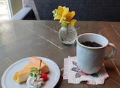 BLUE BOOKS cafe OKINAWA ブルーブックスカフェオキナワ: HBLさんの2026年04月12日の1枚目の投稿写真