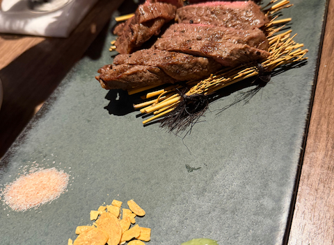 溶岩焼きグリルと世界のワイン 肉助 上大岡店(居酒屋)の口コミ