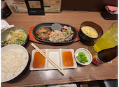 肉焼 ベンジャミン 博多 駅から三百歩横丁店: なっちさんの2026年07月15日の1枚目の投稿写真