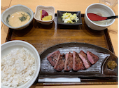 牛タンと和牛焼き 青葉苑 阪急うめだ本店: ぱりさんの2021年10月18日の1枚目の投稿写真