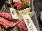 和牛の刺身とユッケ×個室×東京焼肉USHIDOKORO TOKYO徳島紺屋町 秋田町: ササリーさんの2022年12月の1枚目の投稿写真