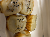 李記 焼き小籠包専門店: もっちーさんの2026年04月の1枚目の投稿写真