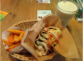 FALAFELBROTHERS ファラフェルブラザーズ 大手町フィナンシャルシティ: チーム狸さんの2026年08月10日の1枚目の投稿写真