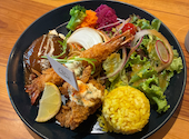 Mother Moon Cafe* マザームーンカフェ 三宮本店: マカロンケーキさんの2026年07月01日の1枚目の投稿写真