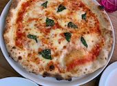 PIZZERIA LEONARDO&ぼんのみみ: チョコさんの2023年10月18日の2枚目の投稿写真