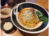 四川担々麺 赤い鯨 人形町店: いっしーさんの2026年07月10日の1枚目の投稿写真