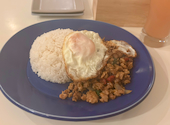 アジアン料理と燻製バルHaHaHa: よしのさんの2026年05月12日の1枚目の投稿写真