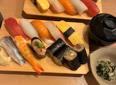 生ビール190円 マグロに本気の寿司酒場 まる辰 金山駅店: mieさんの2025年10月15日の1枚目の投稿写真