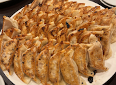 餃子家 龍 大手町店: カズくんさんの2022年11月01日の1枚目の投稿写真