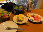 CheeseTable 新宿店: エビフライさんの2025年03月28日の1枚目の投稿写真