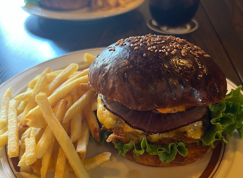 アメリカンダイナー/ ハンバーガー / BUR【ロータリーヒロ】 アメリカンダイナー/ ハンバーガー / BUR【ロータリーヒロ