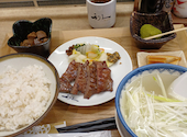 牛たん炭焼 利久 本町店: ガウディさんの2026年04月28日の1枚目の投稿写真