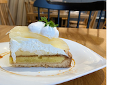 TAKCAFE italian dishes and cakes: スヌさんの2026年05月10日の1枚目の投稿写真