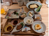 酒肴日和 アテニヨル 八重洲店: オドルネコさんの2024年07月の1枚目の投稿写真