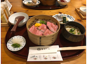 すき焼きと牛まぶし ももしき: ネコさんの2026年06月07日の1枚目の投稿写真