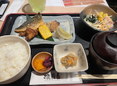 板前バル LIVE FISH MARKET 日比谷グルメゾン店: あやさんの2026年06月10日の1枚目の投稿写真