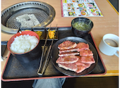 炭火焼肉 牛繁 府中住吉町店: yoshidaさんの2026年04月11日の1枚目の投稿写真
