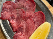 炭火焼肉昭和ホルモン 十三店: ひまりさんの2026年05月11日の2枚目の投稿写真